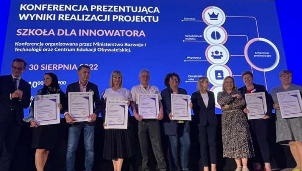  SP1 Ambasadorem Szkoły dla Innowatora